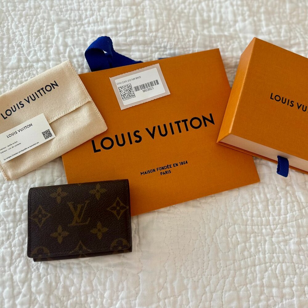 Louis Vuitton Authentic Monogram Envelope Business Card Holder M63801